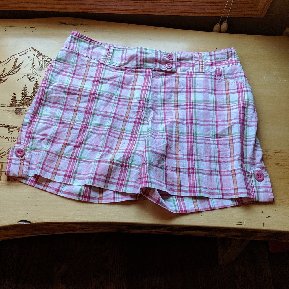 B Moss Stretch Bermuda Shorts. Size 6